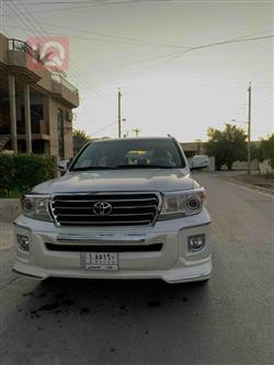 تويوتا لاندكروزر